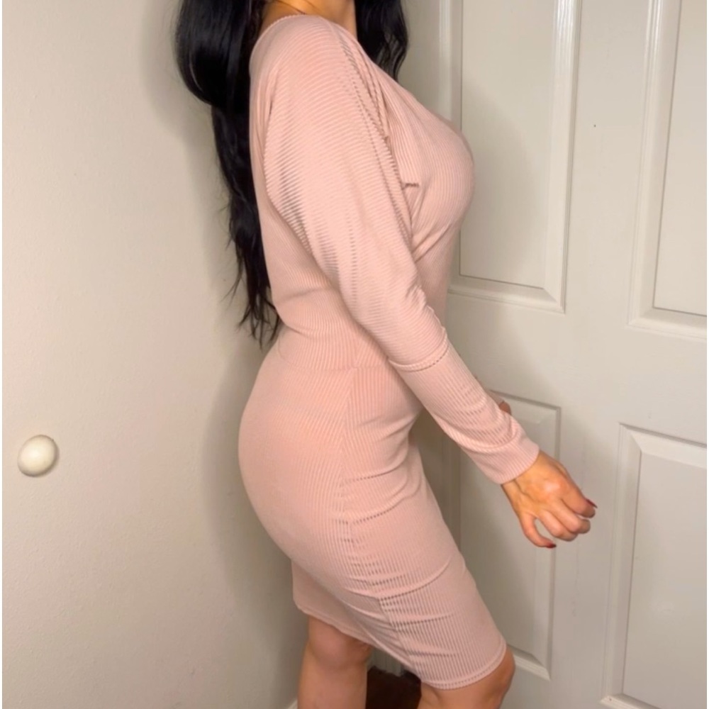 Off Shoulder Dress - Picture 3 of 4